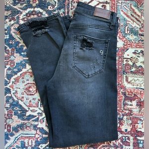 Carly Jean Los Angeles Grace straight leg distressed denim